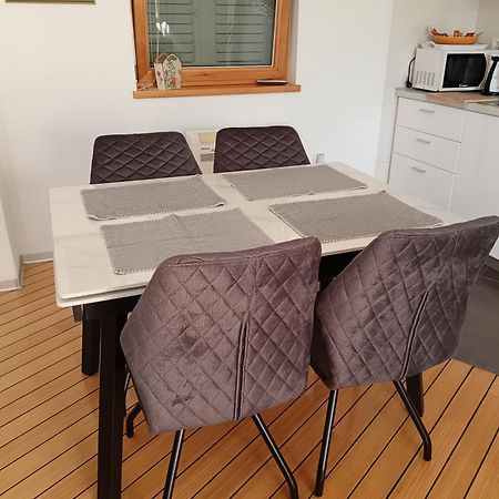 Lily Apartments Punta Skala Петрчане Екстер'єр фото